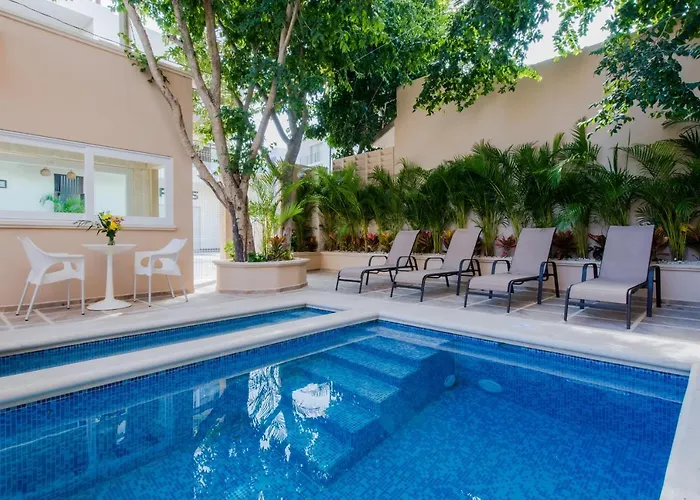 Casa Leo Apartahotel 4*